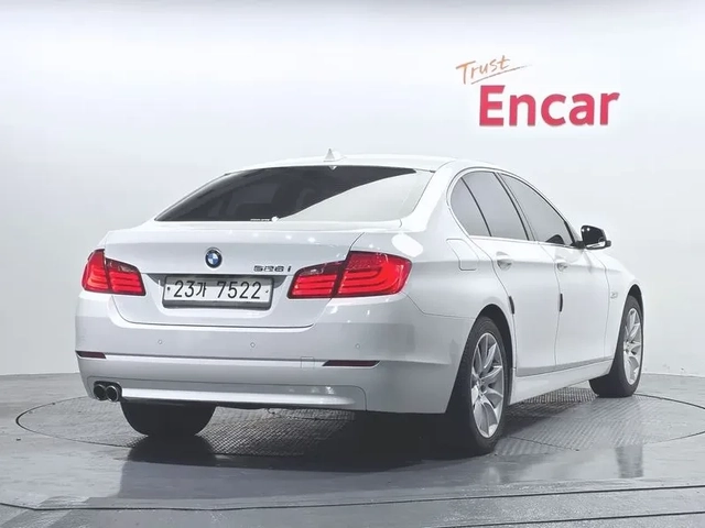 BMW 520 - автомобили, коли, обяви за нови и употребявани 1