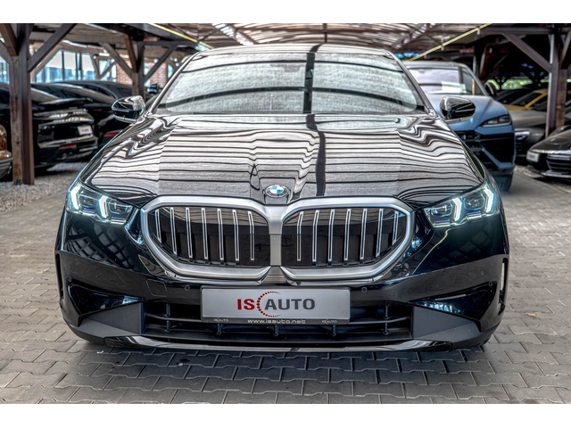 BMW 520 i/Ambient/Virtual/Active Guard/Adaptive Led/Pedestrian - автомобили, коли, обяви за нови и употребявани 0