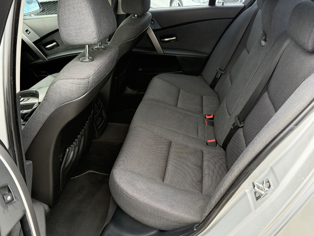 BMW 520 i* Автоматик* 2006г.* Топ Състояние* 201.000КМ - автомобили, коли, обяви за нови и употребявани 11