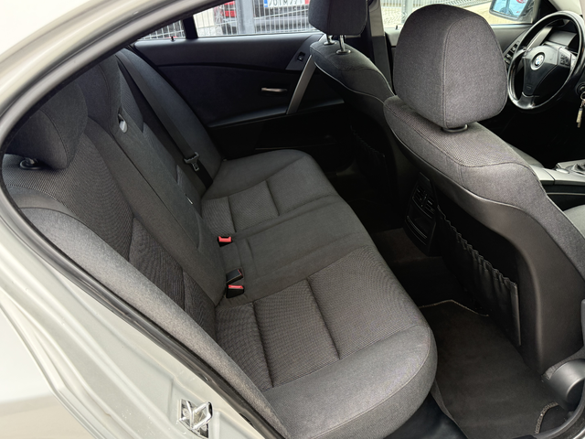 BMW 520 i* Автоматик* 2006г.* Топ Състояние* 201.000КМ - автомобили, коли, обяви за нови и употребявани 12