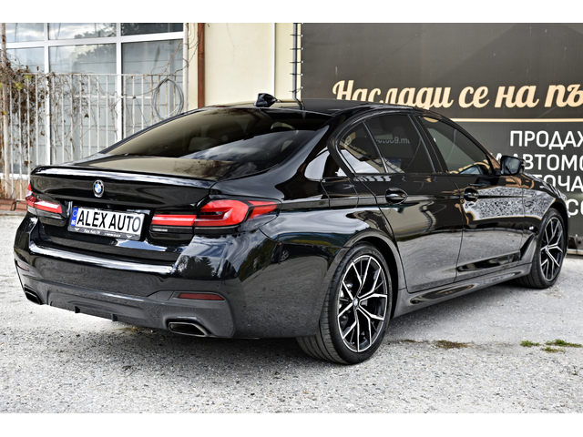 BMW 520 M SPORT/Xdrive/Face/Digital/ЛИЗИНГ - автомобили, коли, обяви за нови и употребявани 3