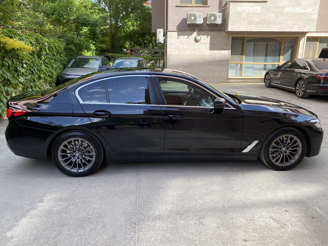 BMW 520 xDrive/MHEV/Facelift/ LED/ Българска ! - автомобили, коли, обяви за нови и употребявани 3