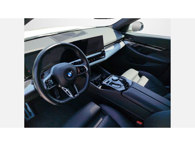 BMW 520d xDrive - автомобили, коли, обяви за нови и употребявани 5