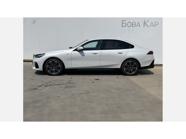BMW 520d xDrive - автомобили, коли, обяви за нови и употребявани 2
