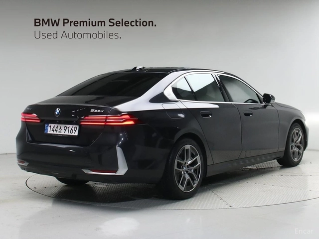BMW 523 ОБДУХВАНЕ* ПОДГРЕВ* 360 КАМЕРА* HEADUP - автомобили, коли, обяви за нови и употребявани 3