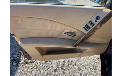 BMW 525 XI 4x4 - автомобили, коли, обяви за нови и употребявани 7