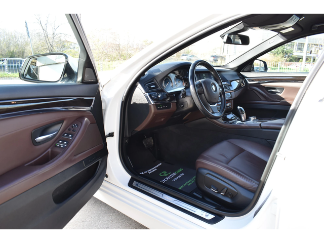 BMW 525 xDrive* FACELIFT* BUSINESS-PACK - автомобили, коли, обяви за нови и употребявани 7