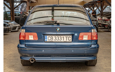 BMW 525 i/Business packet/PDC/Xenon/Rain Sensor/Isofix/ - автомобили, коли, обяви за нови и употребявани 3