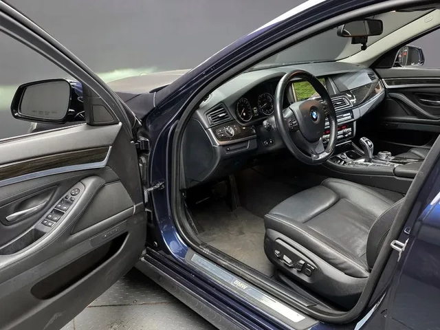 BMW 528 I xDrive Luxury Plus - автомобили, коли, обяви за нови и употребявани 10
