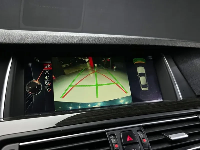 BMW 528 I xDrive Luxury Plus - автомобили, коли, обяви за нови и употребявани 14