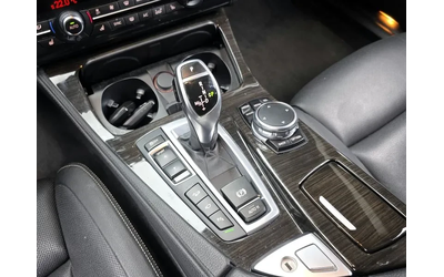 BMW 528 I xDrive Luxury Plus - автомобили, коли, обяви за нови и употребявани 8