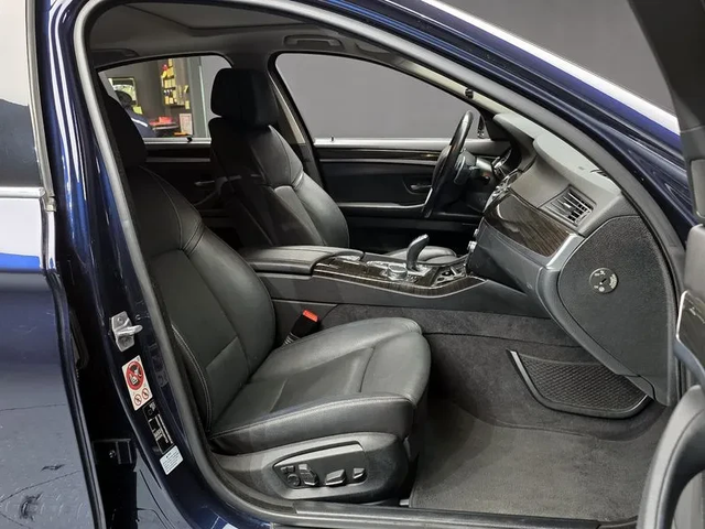 BMW 528 I xDrive Luxury Plus - автомобили, коли, обяви за нови и употребявани 9