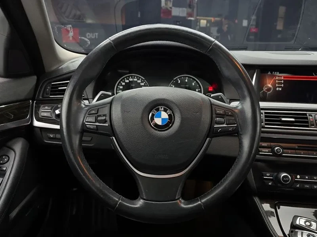 BMW 528 I xDrive Luxury Plus - автомобили, коли, обяви за нови и употребявани 13