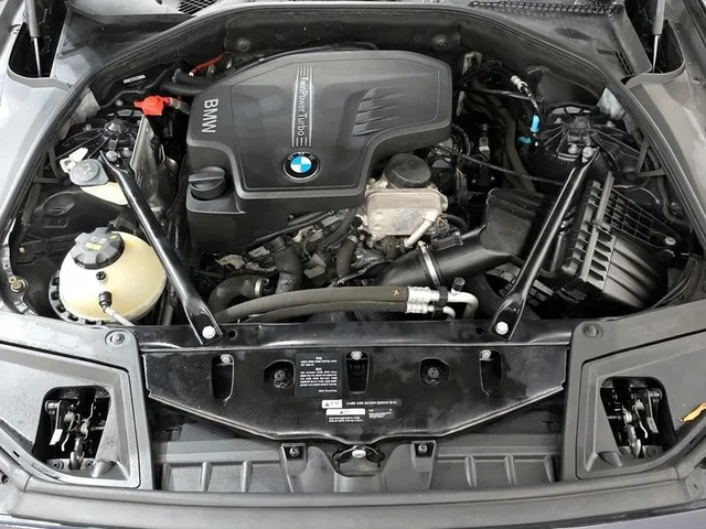 BMW 528 I xDrive M Aerodynamics - САМО 30% АВАНС - автомобили, коли, обяви за нови и употребявани 5