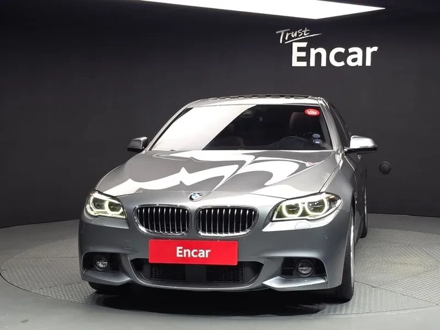 BMW 528 I xDrive M Aerodynamics - САМО 30% АВАНС - автомобили, коли, обяви за нови и употребявани 2