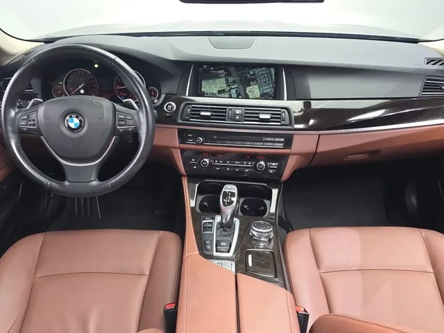 BMW 528 I xDrive M Aerodynamics - САМО 30% АВАНС - автомобили, коли, обяви за нови и употребявани 6