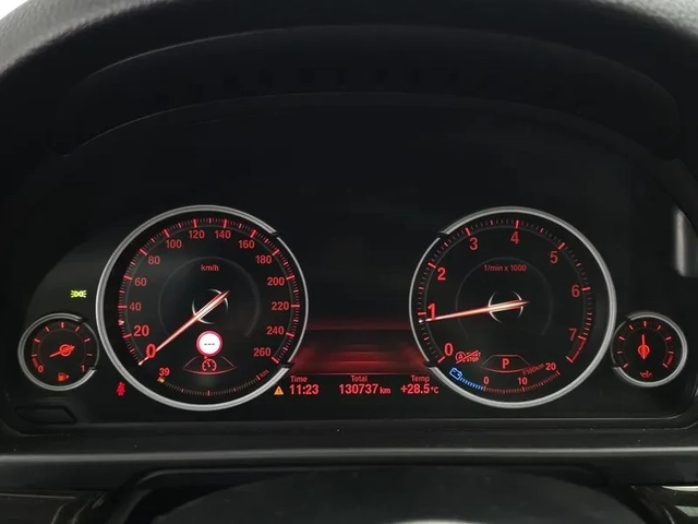 BMW 528 I xDrive M Aerodynamics - САМО 30% АВАНС - автомобили, коли, обяви за нови и употребявани 7