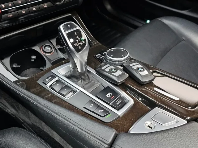 BMW 528 i - автомобили, коли, обяви за нови и употребявани 8