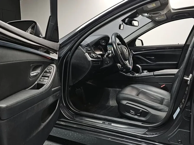 BMW 528 i - автомобили, коли, обяви за нови и употребявани 9