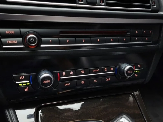 BMW 528 i xDrive - САМО 30% АВАНС - автомобили, коли, обяви за нови и употребявани 15
