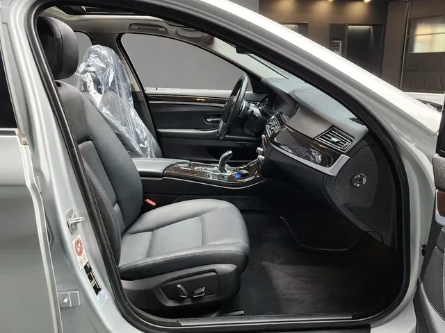 BMW 528 i xDrive - САМО 30% АВАНС - автомобили, коли, обяви за нови и употребявани 9