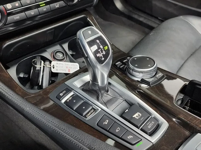 BMW 528 I xDrive - САМО 30% АВАНС - автомобили, коли, обяви за нови и употребявани 8