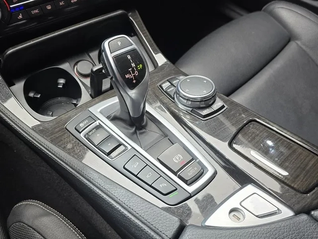BMW 528 I xDrive M Aerodynamics - САМО 30% АВАНС - автомобили, коли, обяви за нови и употребявани 16