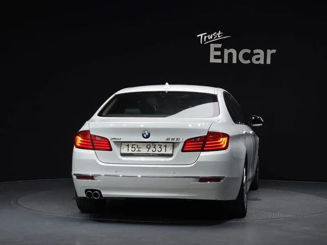 BMW 528 I xDrive M Aerodynamics - САМО 30% АВАНС - автомобили, коли, обяви за нови и употребявани 6