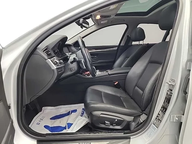 BMW 528 I xDrive - САМО 30% АВАНС - автомобили, коли, обяви за нови и употребявани 10