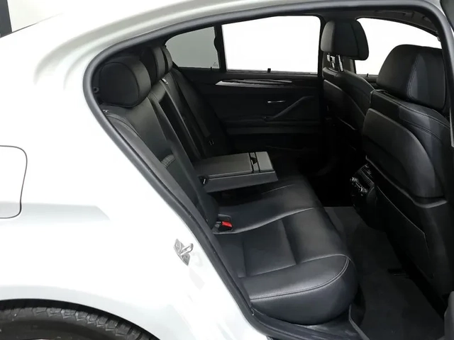 BMW 528 i - автомобили, коли, обяви за нови и употребявани 11