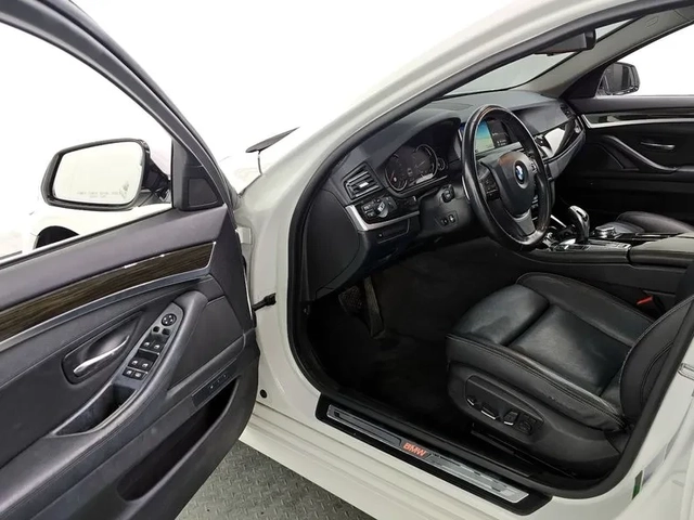 BMW 528 i - автомобили, коли, обяви за нови и употребявани 9