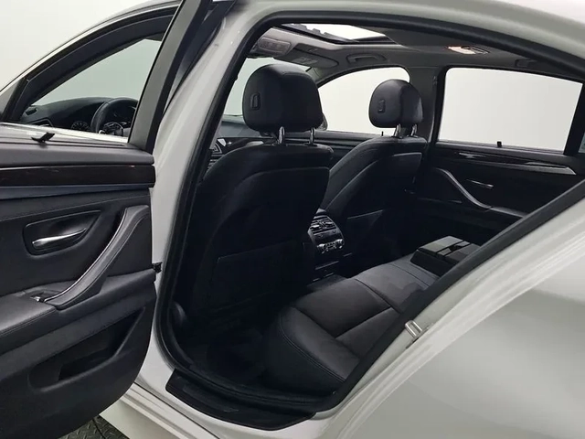 BMW 528 i - автомобили, коли, обяви за нови и употребявани 10