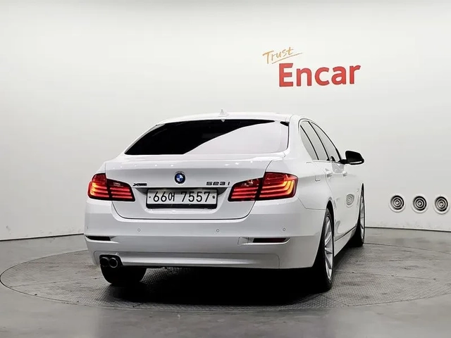 BMW 528 i - автомобили, коли, обяви за нови и употребявани 3