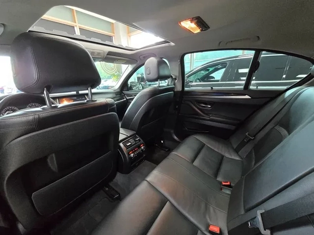 BMW 528 i - автомобили, коли, обяви за нови и употребявани 7