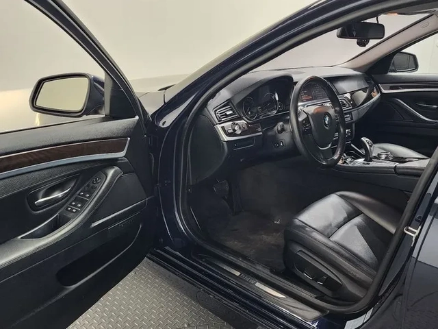 BMW 528 i - автомобили, коли, обяви за нови и употребявани 9