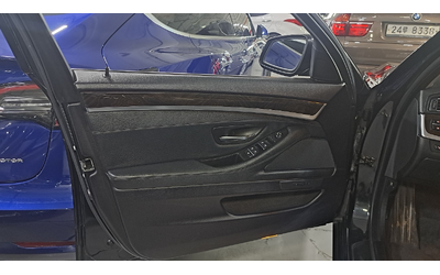 BMW 528i - автомобили, коли, обяви за нови и употребявани 11