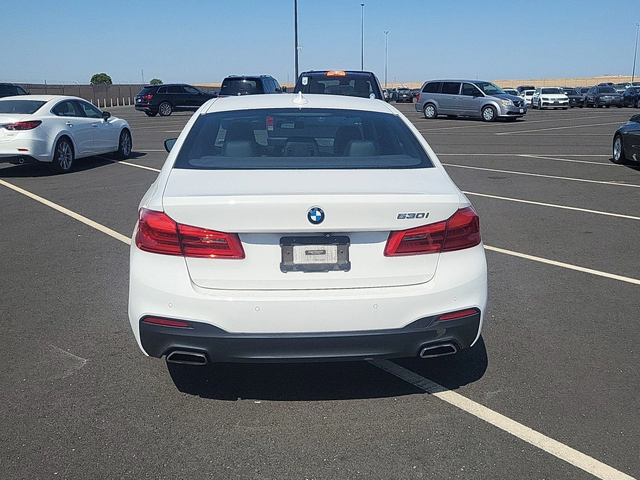 BMW 530 M-PACK* HEADUP* ВАКУМ* HARMAN* M-PERFORMANCE* DIST - автомобили, коли, обяви за нови и употребявани 4