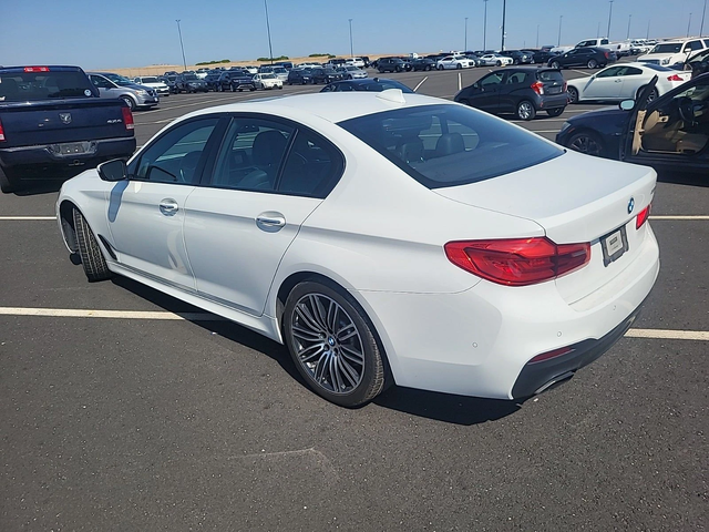 BMW 530 M-PACK* HEADUP* ВАКУМ* HARMAN* M-PERFORMANCE* DIST - автомобили, коли, обяви за нови и употребявани 5