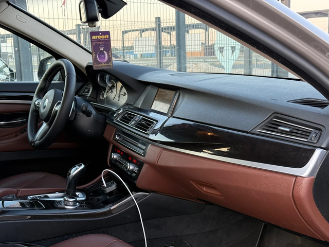 BMW 530 D* 12.2013г* 245к.с* 8СК* 218.000КМ* ТОП СЪСТОЯНИЕ - автомобили, коли, обяви за нови и употребявани 11