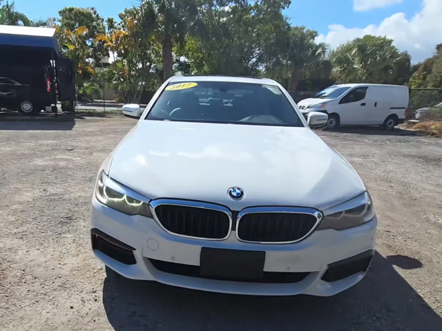 BMW 530 I / M-PACK / XDRIVE / HARMAN / ПОДГРЕВИ / - автомобили, коли, обяви за нови и употребявани 0