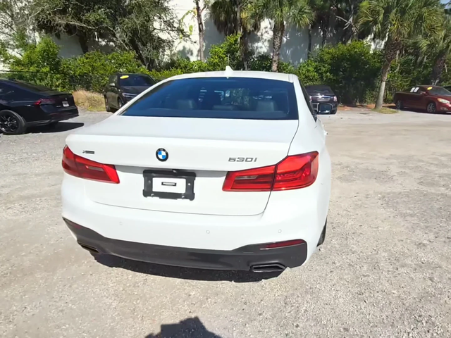 BMW 530 I / M-PACK / XDRIVE / HARMAN / ПОДГРЕВИ / - автомобили, коли, обяви за нови и употребявани 2