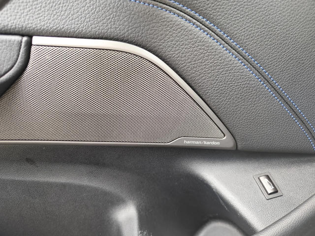 BMW 530 D* XDrive* M PAKET* FULL LED* КОЖА* ВАКУМ* HEAD UP - автомобили, коли, обяви за нови и употребявани 9