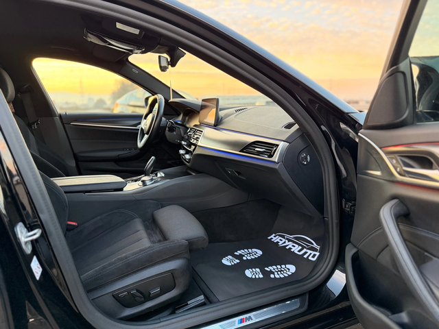 BMW 530 d= M-performance= Face= Digital Cockpit= Distronic - автомобили, коли, обяви за нови и употребявани 10