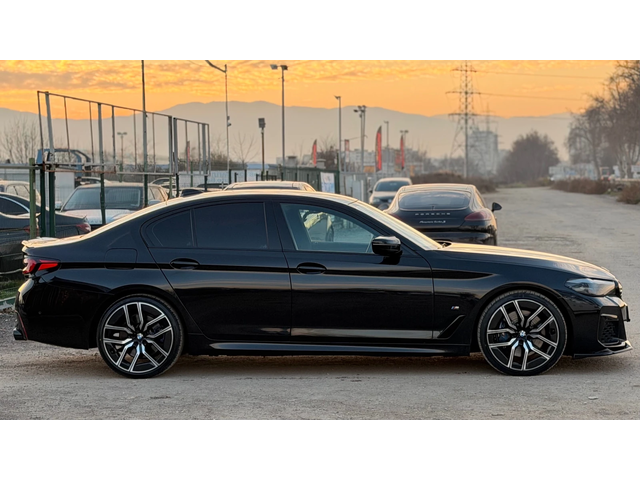 BMW 530 d= M-performance= Face= Digital Cockpit= Distronic - автомобили, коли, обяви за нови и употребявани 3