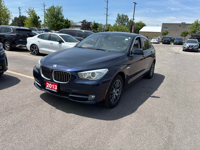 BMW 530 3.0L 6cyl AWD - автомобили, коли, обяви за нови и употребявани 0