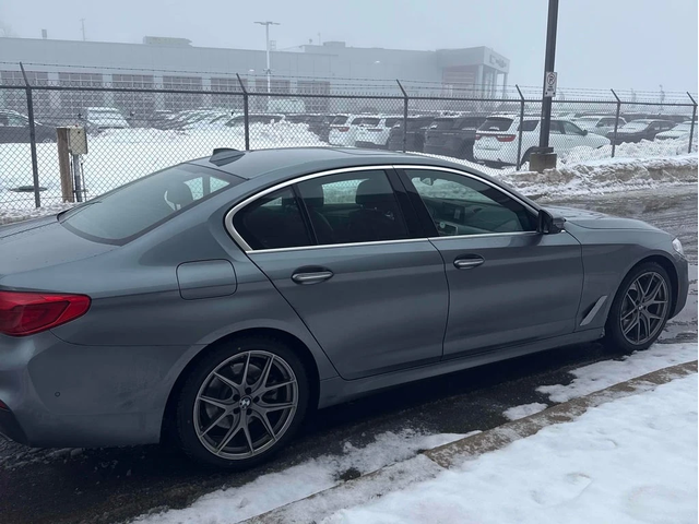 BMW 530 * 530i xDrive * CARFAX * ЦЕНА ДО БГ - автомобили, коли, обяви за нови и употребявани 2