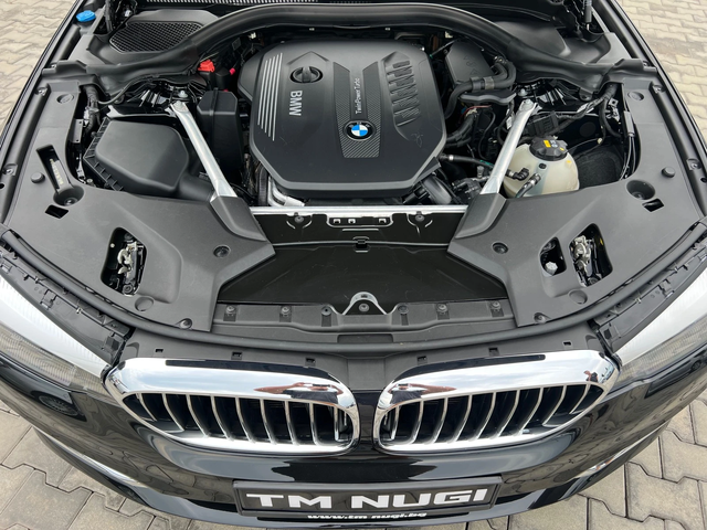 BMW 530 X DRIVE*LUXURY LINE*KEYLES GO*LED*TOP* - автомобили, коли, обяви за нови и употребявани 14