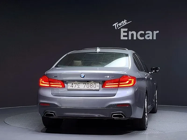 BMW 530 I xDrive M Sports Plus - автомобили, коли, обяви за нови и употребявани 3