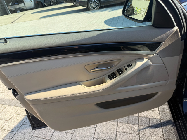 BMW 530 d Xdrive - автомобили, коли, обяви за нови и употребявани 9