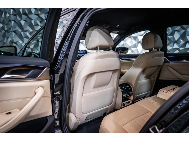 BMW 530 E xDrive Msport* Camera* Лизинг - автомобили, коли, обяви за нови и употребявани 13